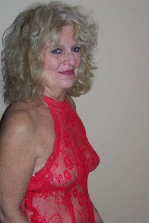 Lacey Red Bustier