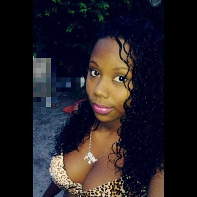 Ebony Neguinha gostosa