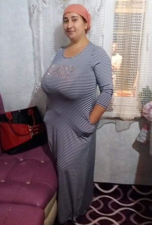 Turk olgun anne dolgun kadin yasli yenge ev cekimi evli meme