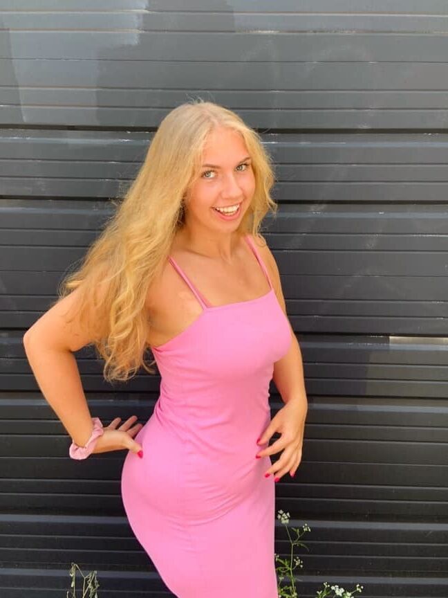 Big ass slut