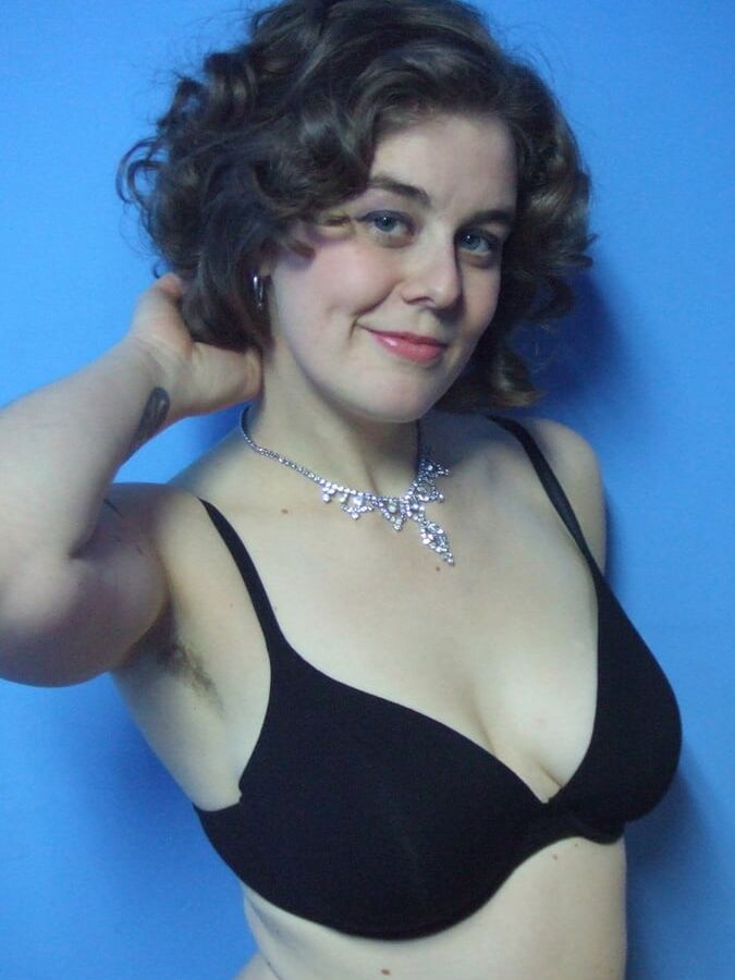 Hairy MILFS and GILFS