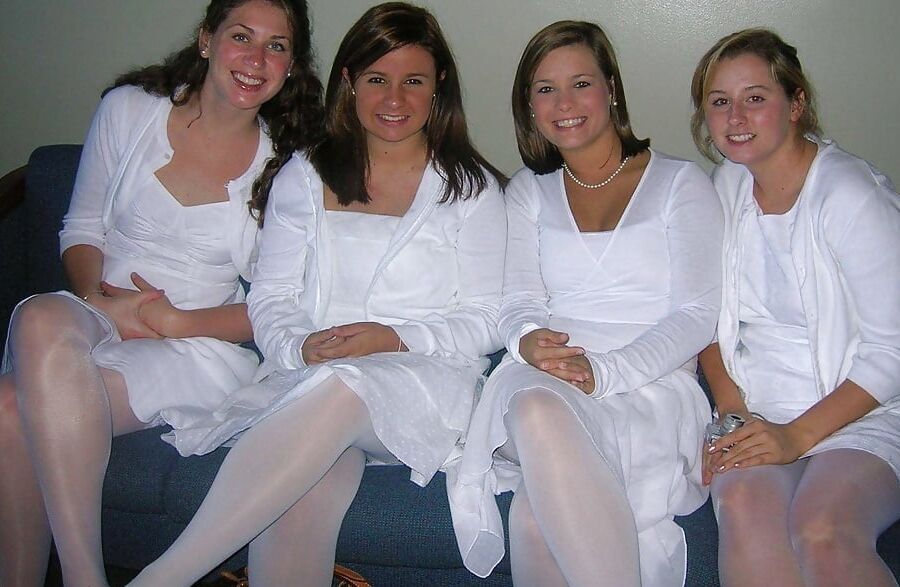 More Amteurs in White Stockings &amp; Pantyhose