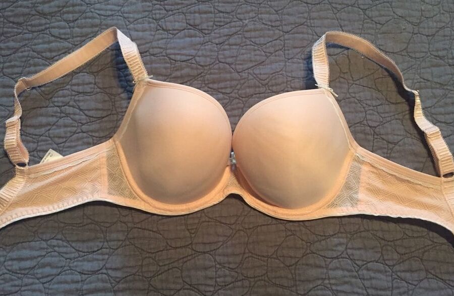 Used G cup bras