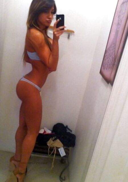 Lingerie Sluts ()