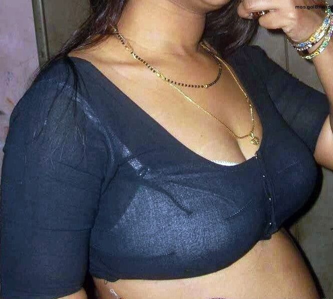 Policz vinita mummy k small boobs