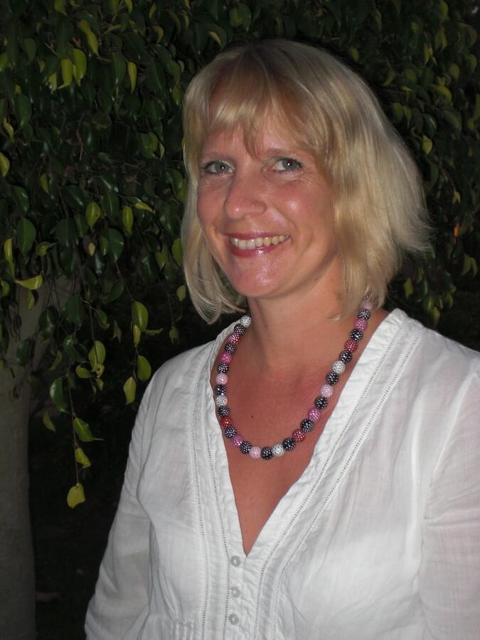 Women Need Exposure - Swinging Mature MILF