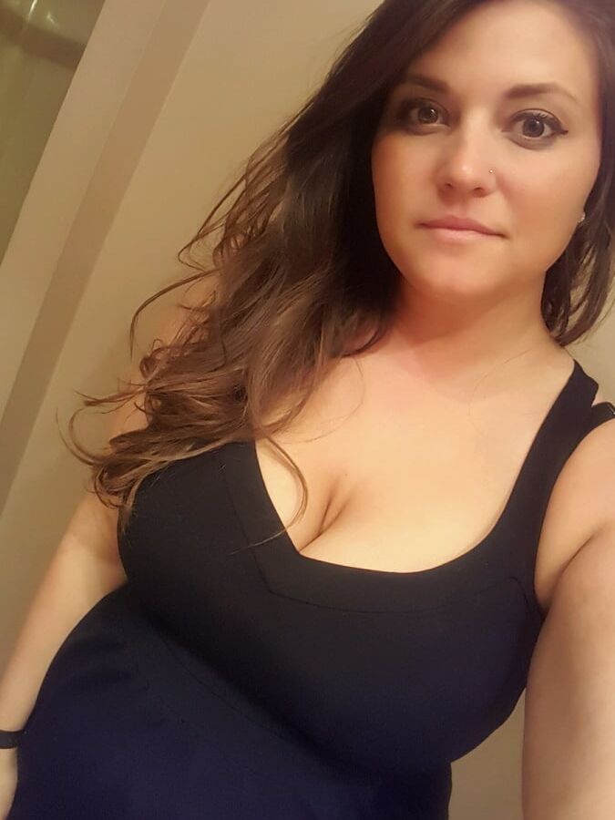 Busty Jessia