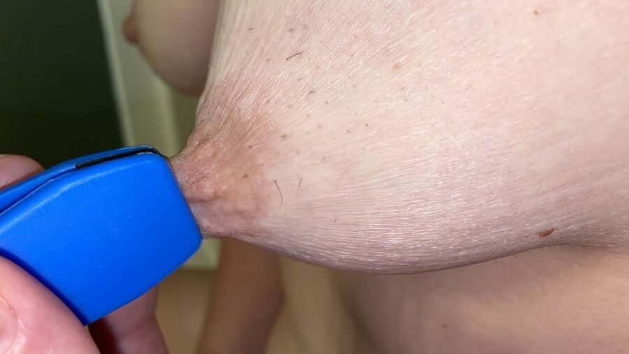 WHORE WOKE UP HORNY!!
