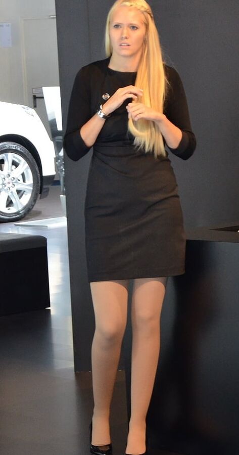 Exhibition Cunt in Pantyhose