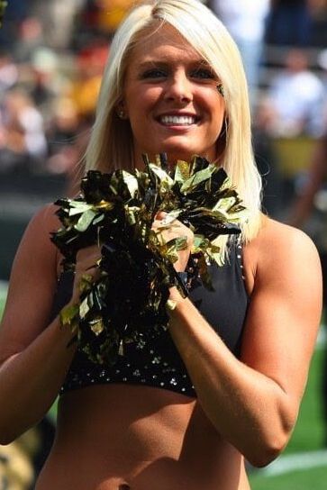 Cheerleader Exposed