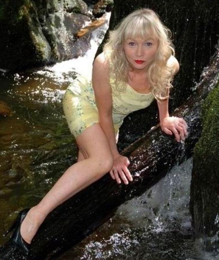 Sue wets her bits again , super.