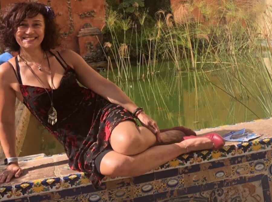 Persian Milf Sexy Legs