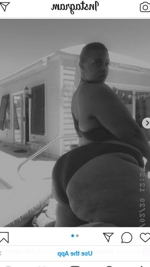 Thick legs Emerald