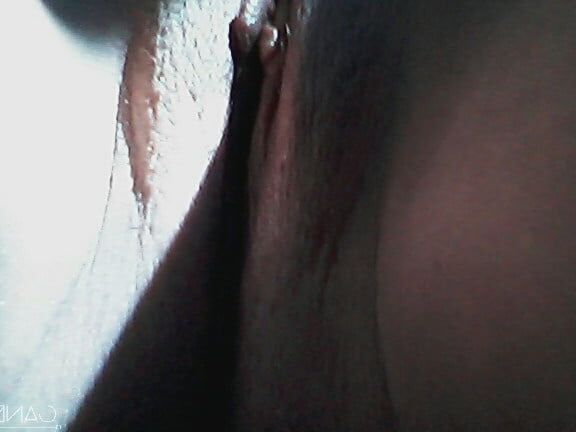 zuleyha plays at home