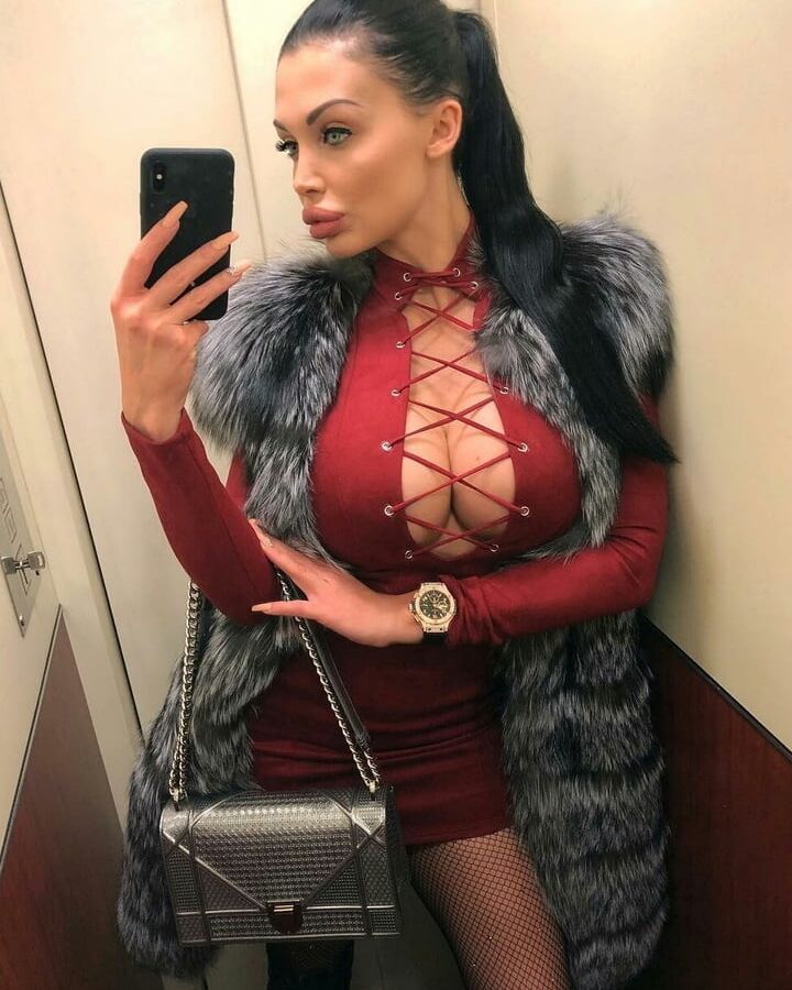 Bimbo Sluts