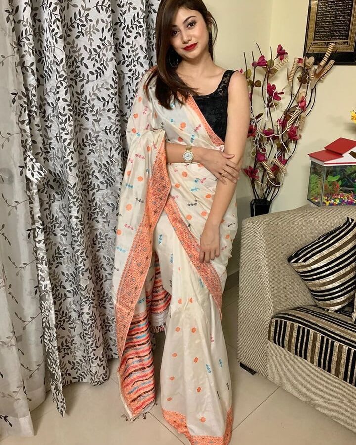 Sexy saree