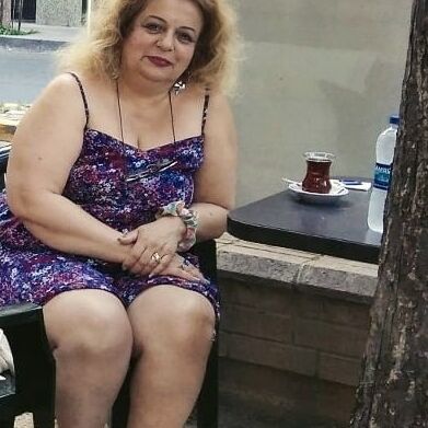 Turkish bbw milf legs skirt fat mom holiday wife blonde hot