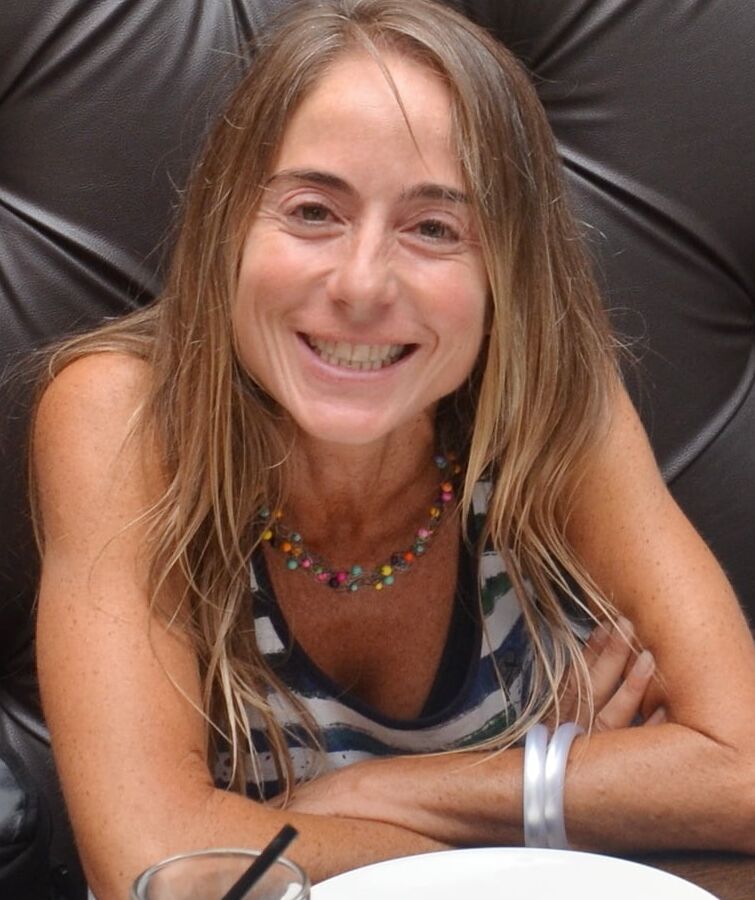 MILFS GRANNYS CELEB