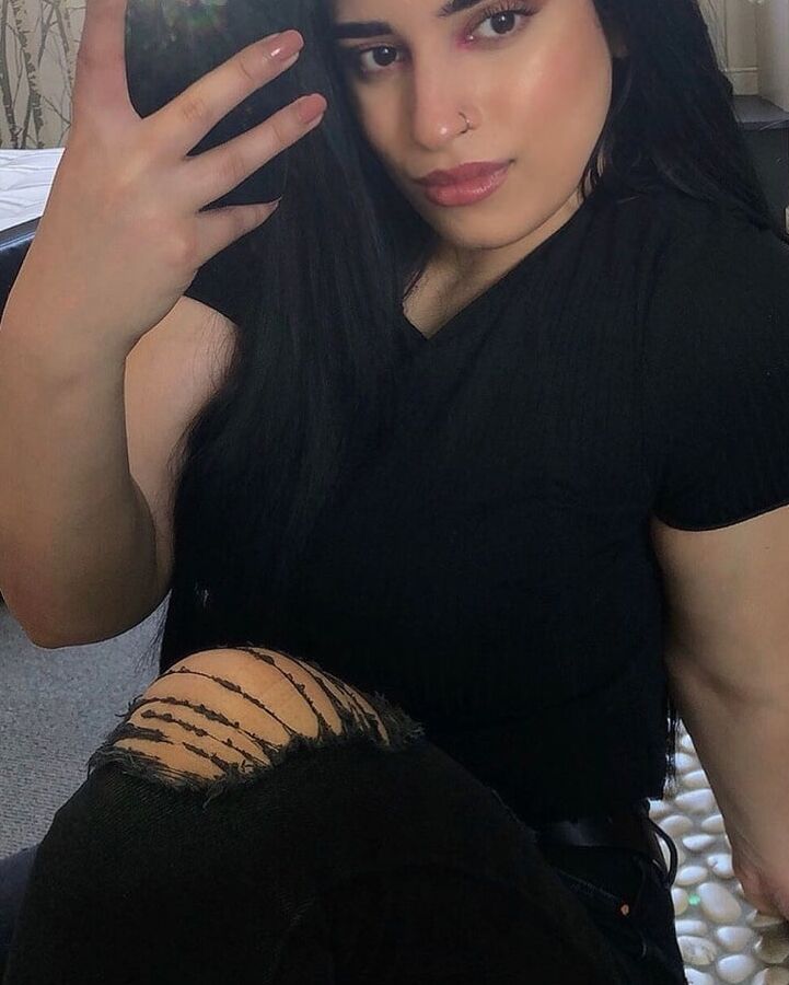 Sexy Pakistani Sluts