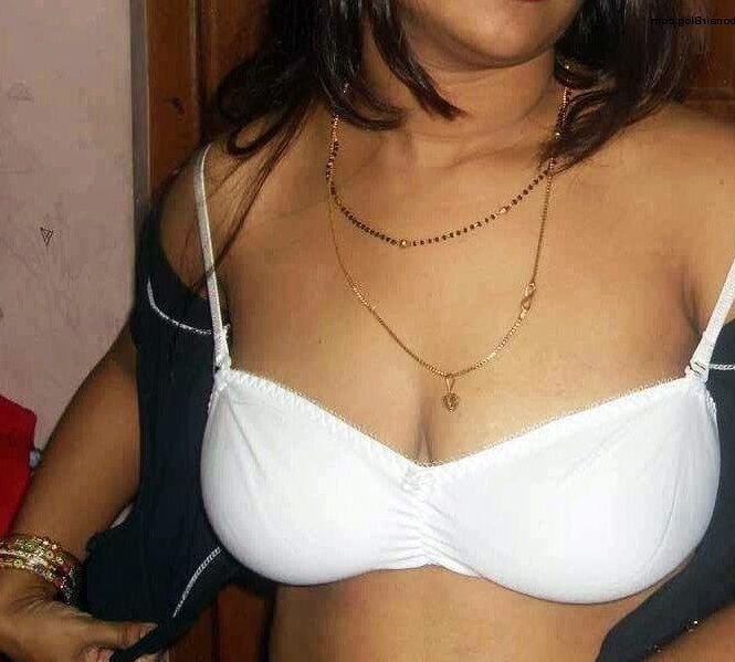 Policz vinita mummy k small boobs