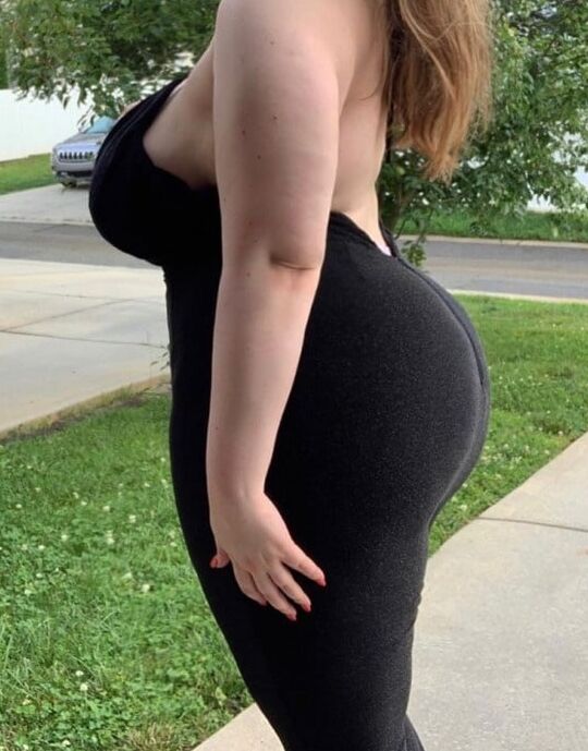 Snevla in black