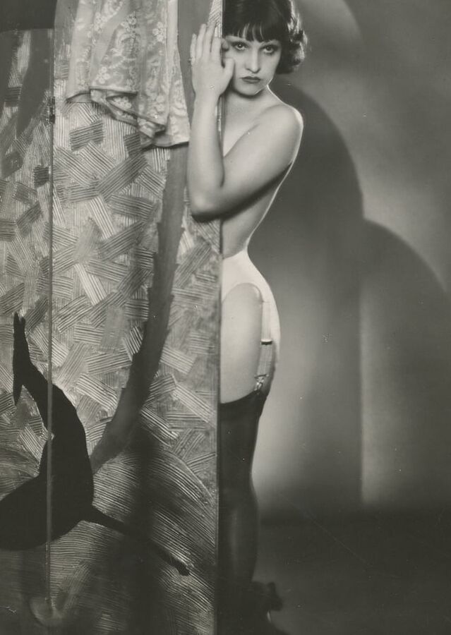 Vintage Sexual Ads and Pin Up Girls