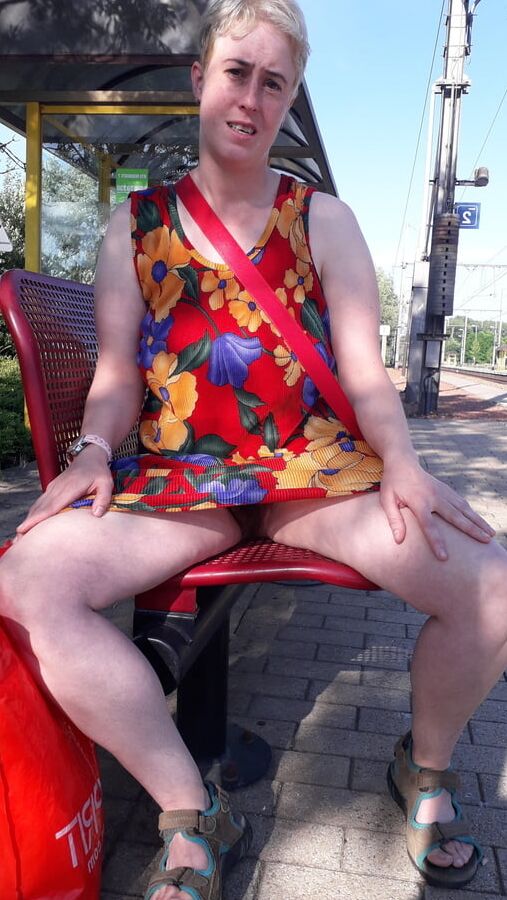 having a hike no pantyd on and compleet nude