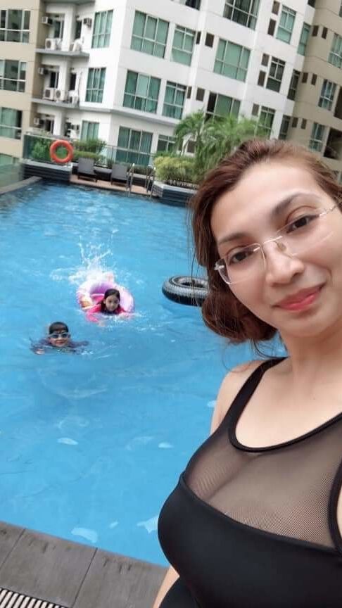 Dhey milf