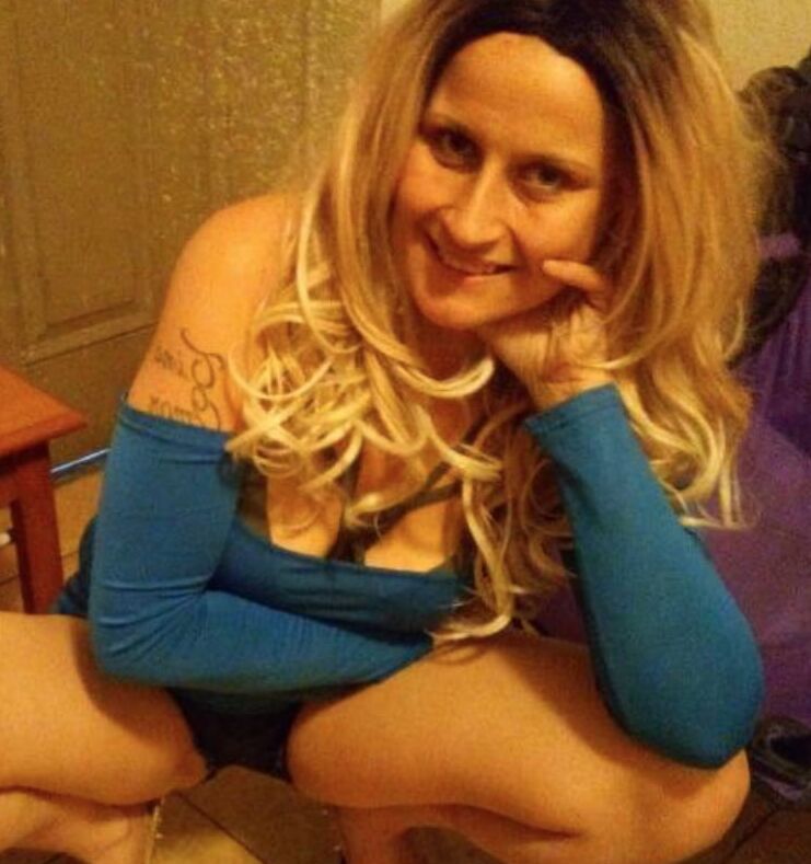 Nut in this FL motel bar whore