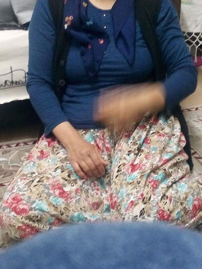 Turk olgun anne dolgun kadin yasli yenge ev cekimi evli meme