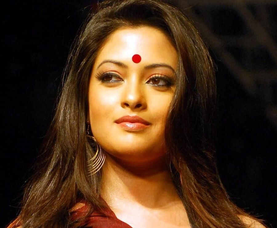 RIYA SEN