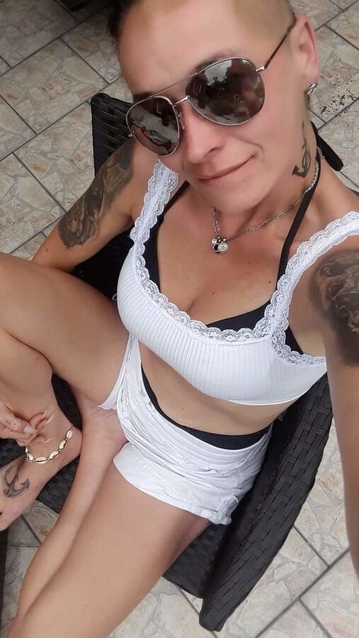 feet and sexy girls