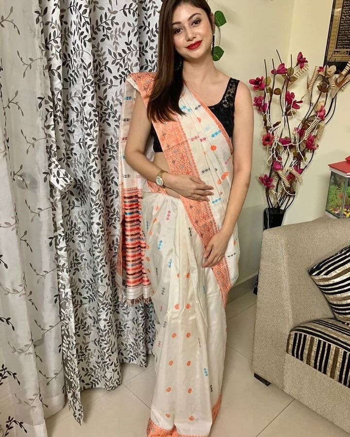 Sexy saree