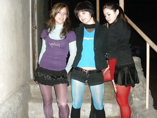 Amateurs in Blue Stockings &amp; Pantyhose
