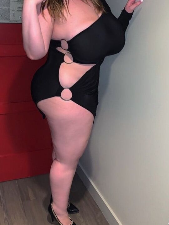 Snevla in black