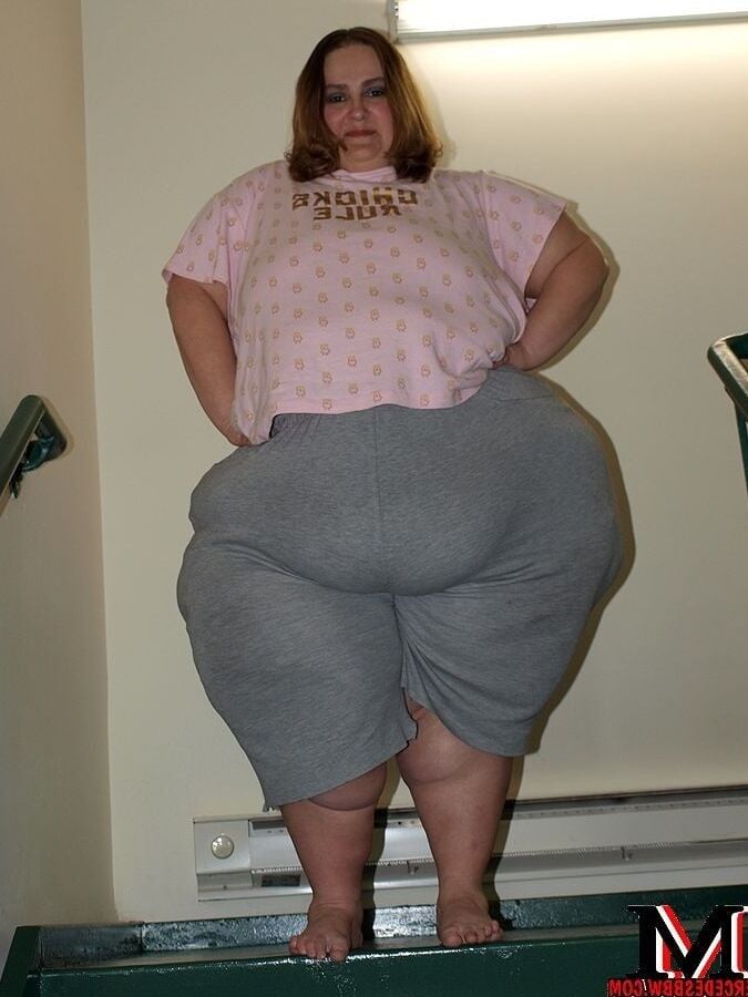 Pear B, my goddess queen of all ssbbw