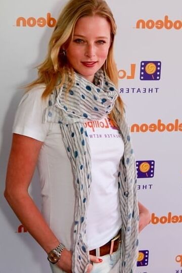 Rachel Nichols what lovers do.