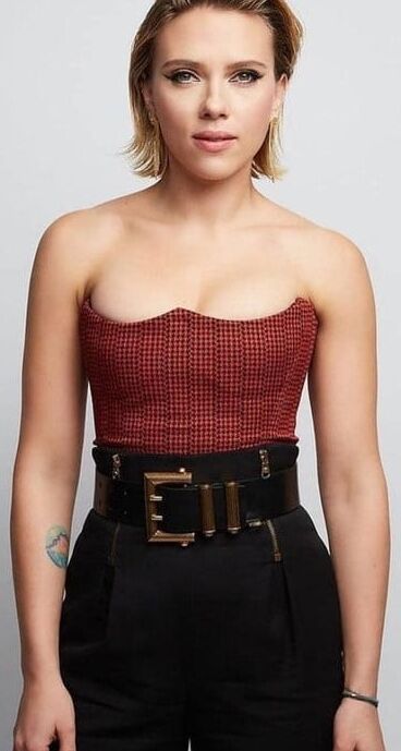 SCARLETT JOHANSSON PICTURES