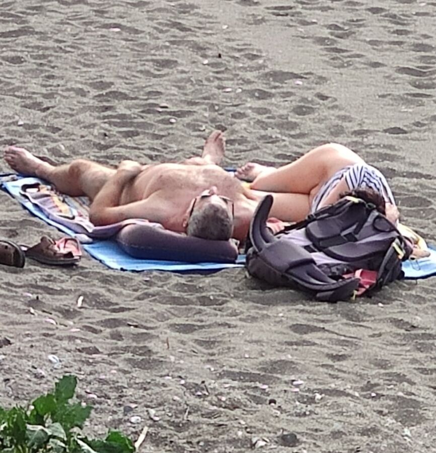 Cloudy nudist day