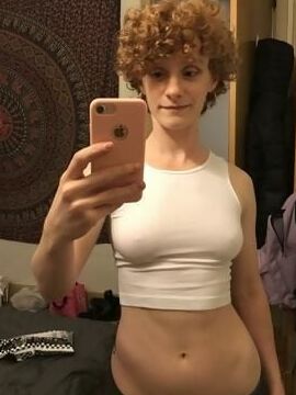 Delicious Redhead Skylarker nude
