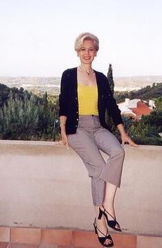 Abi - Internet Finds