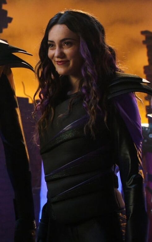 Power Rangers Actresses - Liana Ramirez (Roxy)