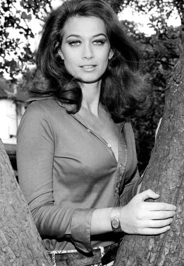 Valerie Leon