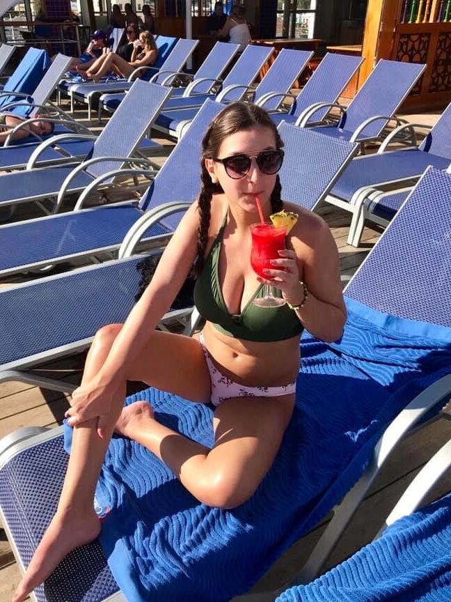 Bikini Coeds(Comments and Trades)