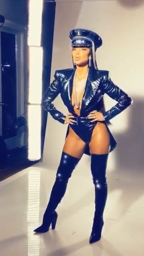 Female Celebrity - Nicole Scherzinger