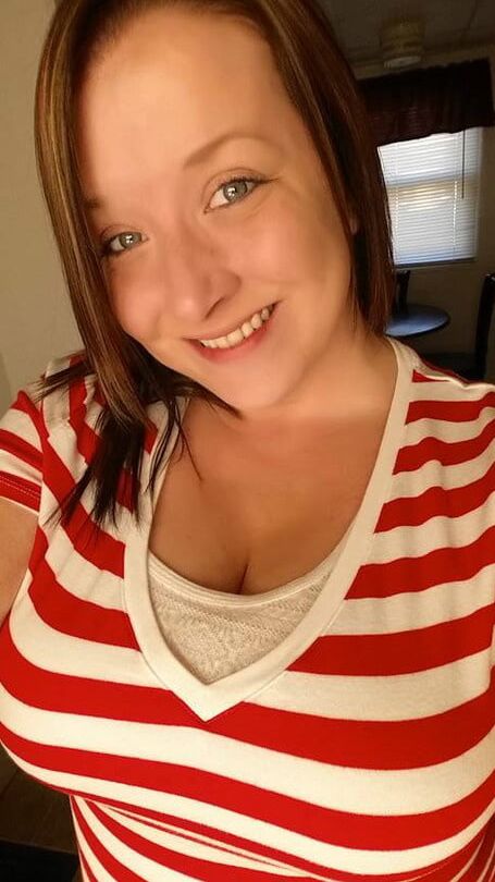 More Hot Amateur Moms