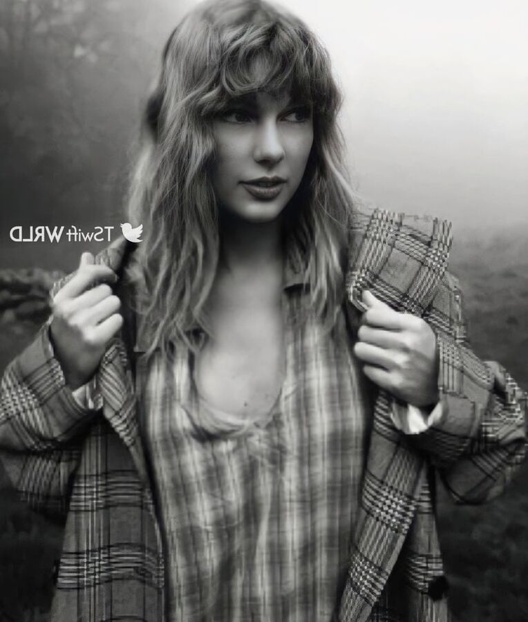 Taylor swift hot