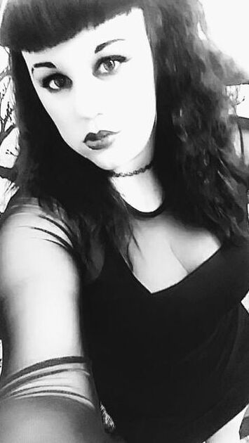 Amateur Goth Slut