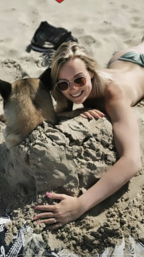 Hot slim Dutch girl