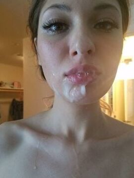 Cum selfies